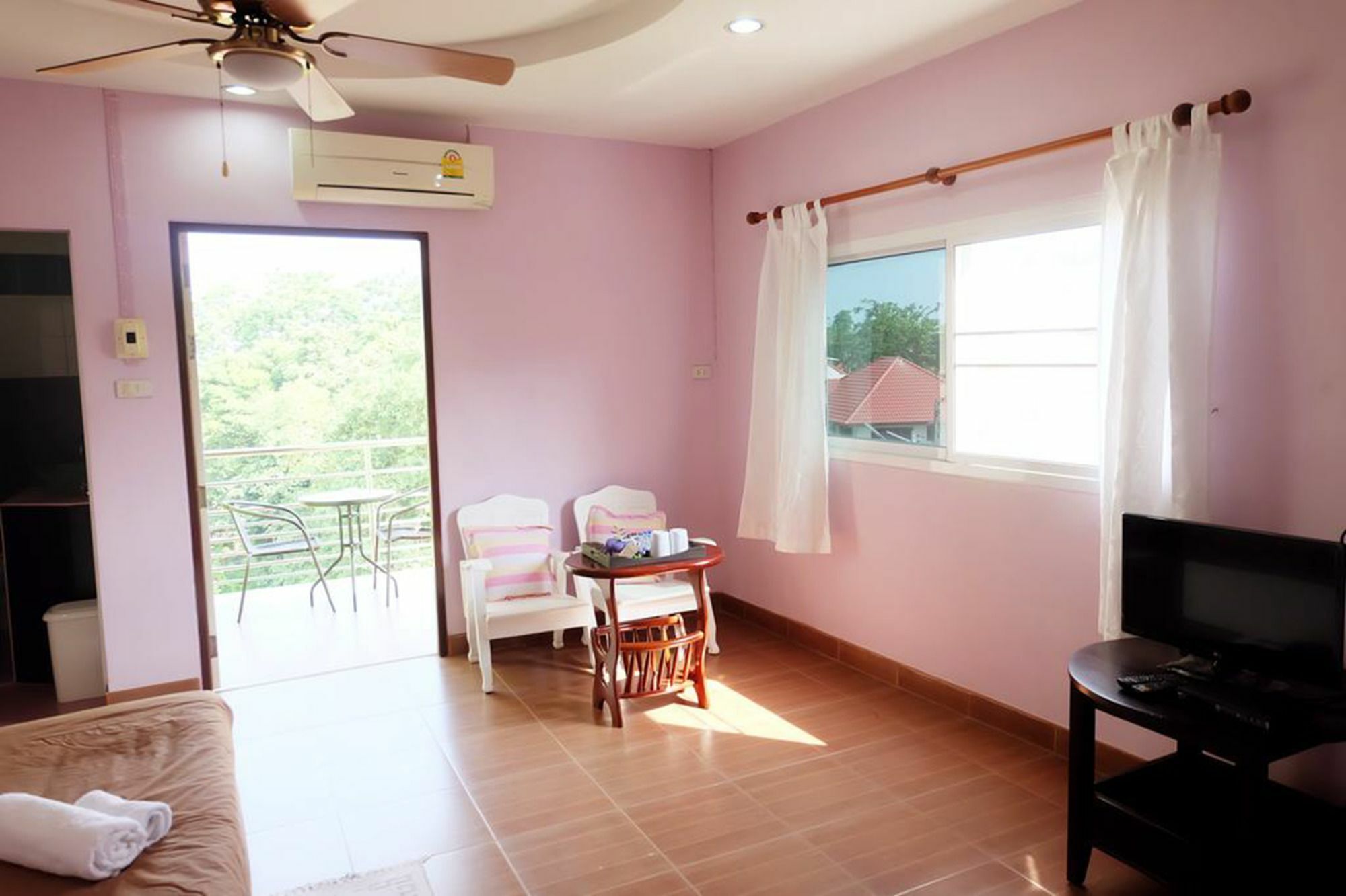 Green House At Trang Guesthouse Bagian luar foto